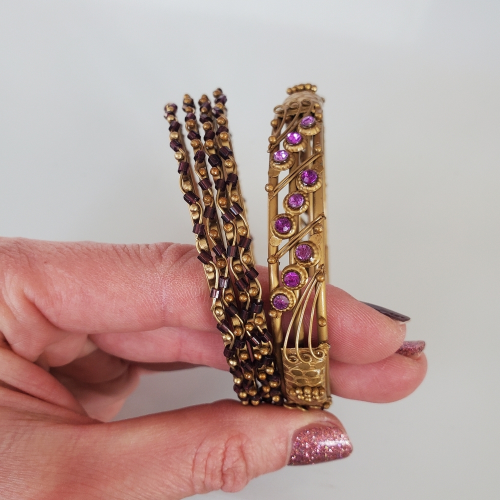 Antique gold bangle bracelet set